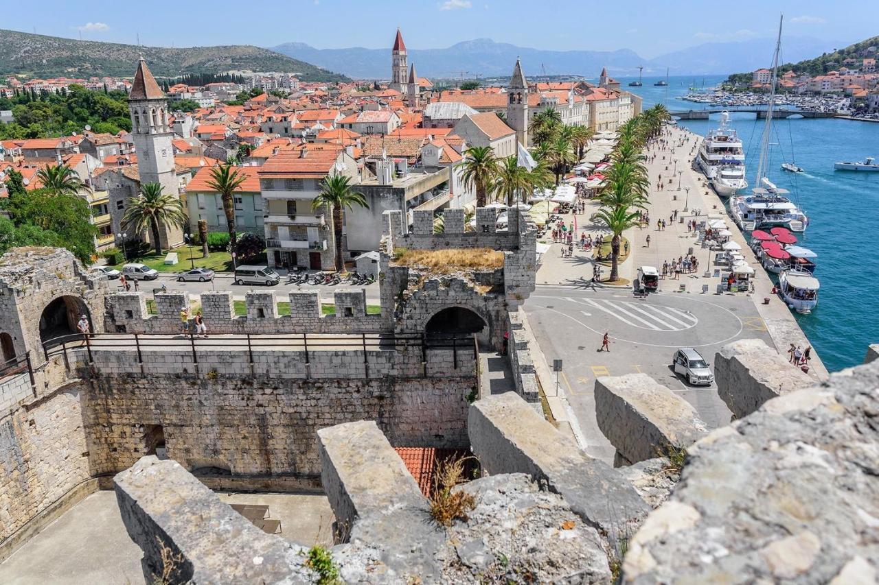 Apartment Boris Trogir Eksteriør billede