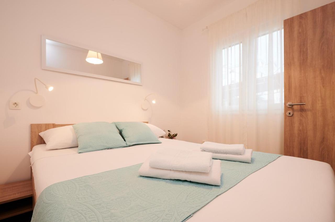 Apartment Boris Trogir Eksteriør billede
